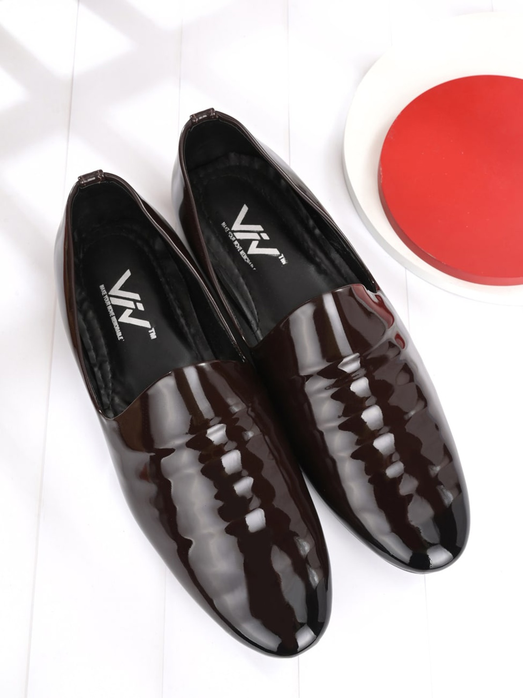 

VIV Men Patent Leather Formal Loafers, Brown