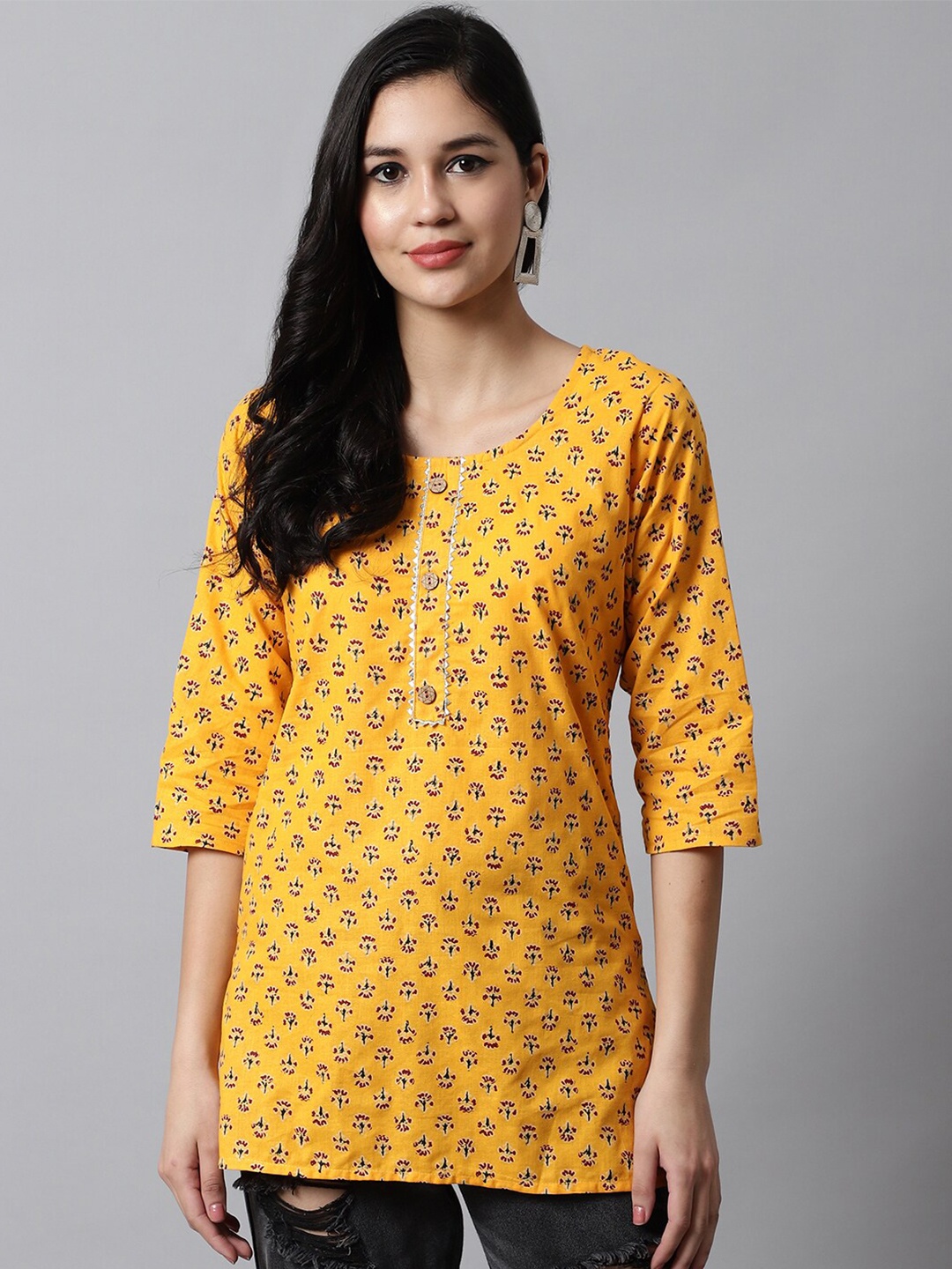 

SOUNDARYA Floral Printed Pure Cotton Kurti, Yellow