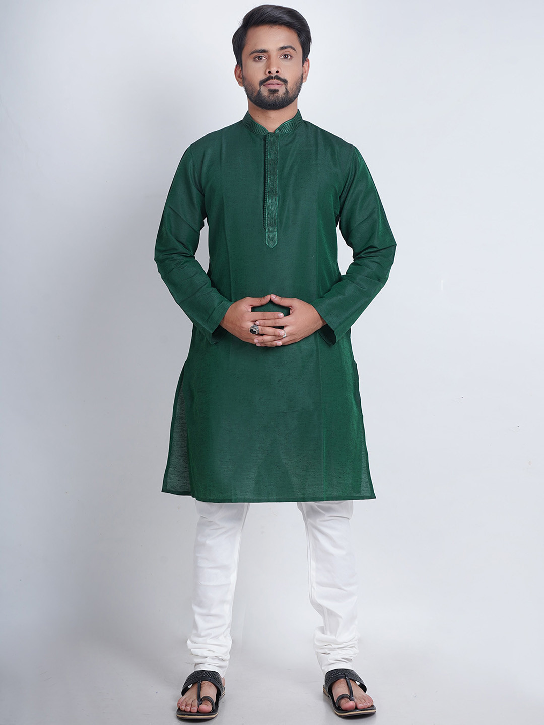 

HERE&NOW Men Mandarin Collar Kurta with Churidar, Green