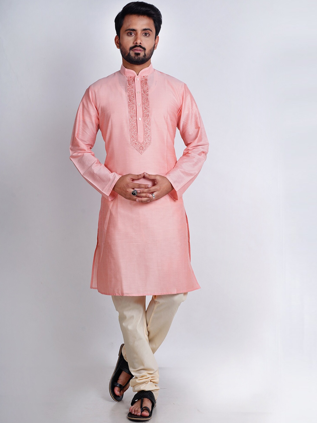 

HERE&NOW Men Embroidered Kurta with Churidar, Peach