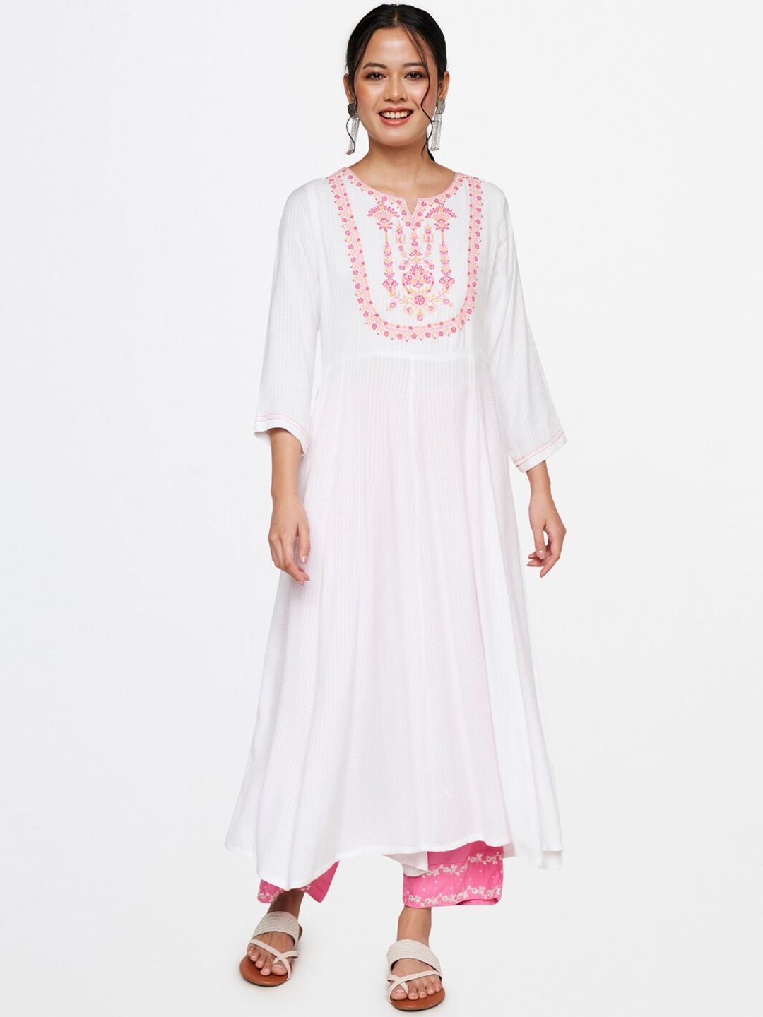 

Global Desi Women Ethnic Motifs Embroidered Thread Work A-Line Kurta, White