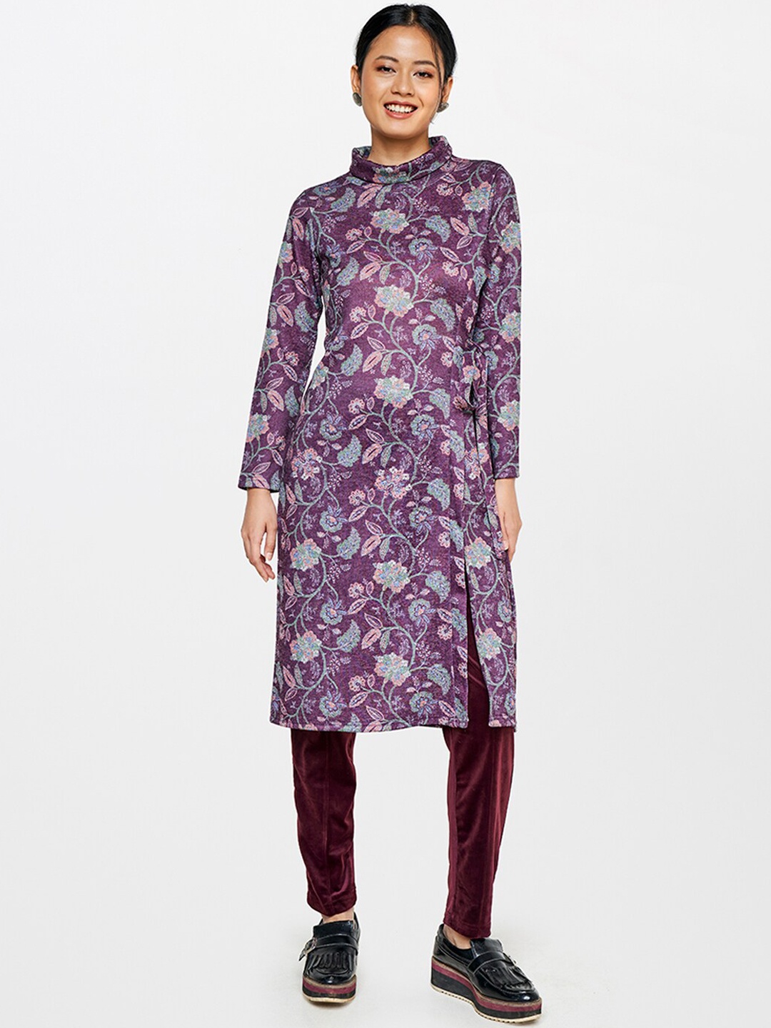 

Global Desi Women Floral Printed Cowl Neck Kurta, Purple