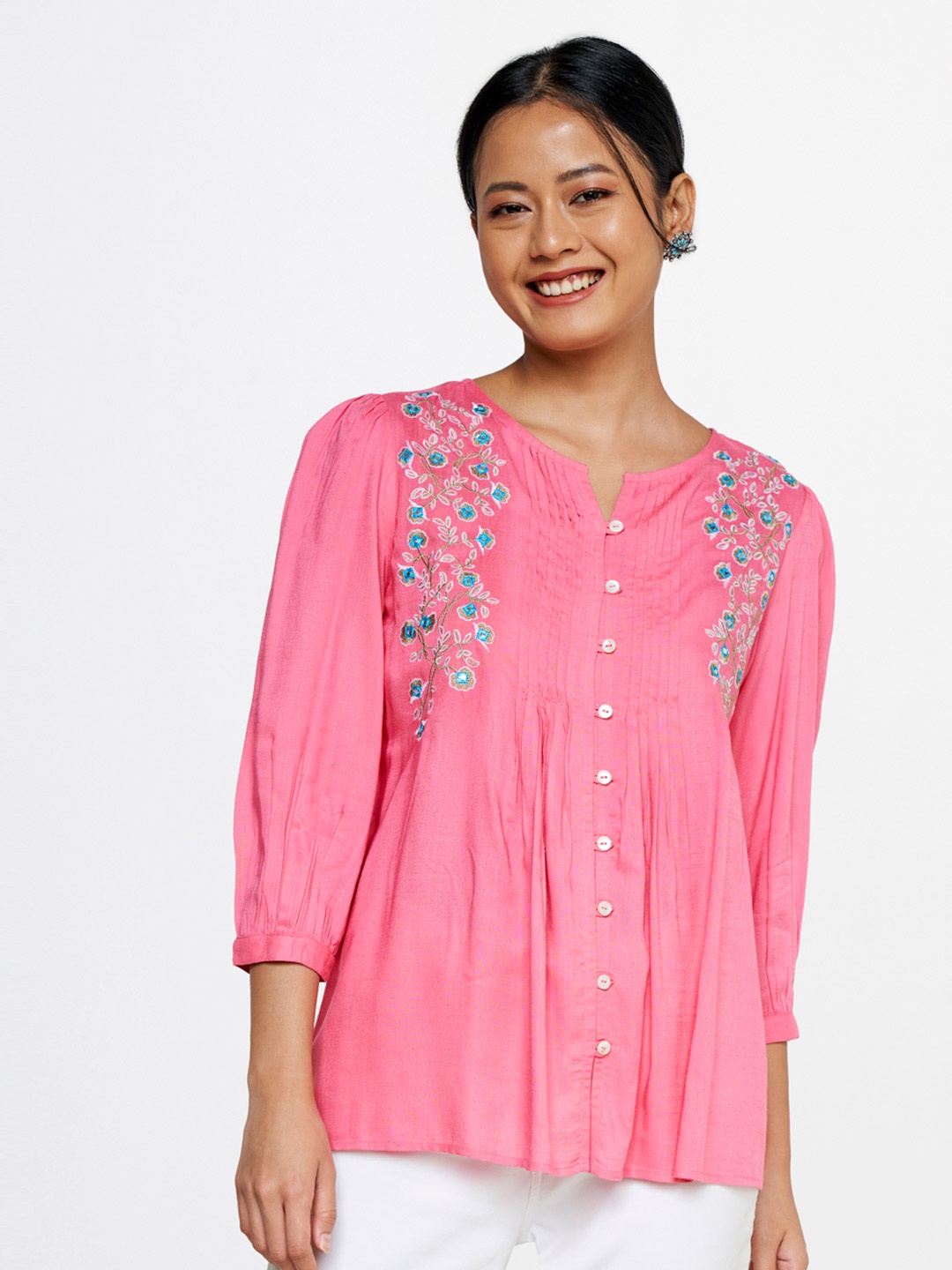 

Global Desi Floral Embroidered Round Neck Top, Pink