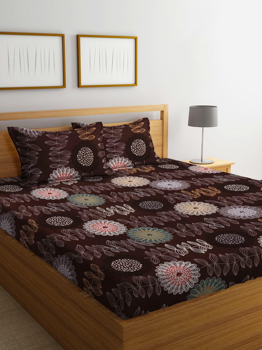 

KLOTTHE Brown & Beige Floral 300 TC King Bedsheet with 2 Pillow Covers