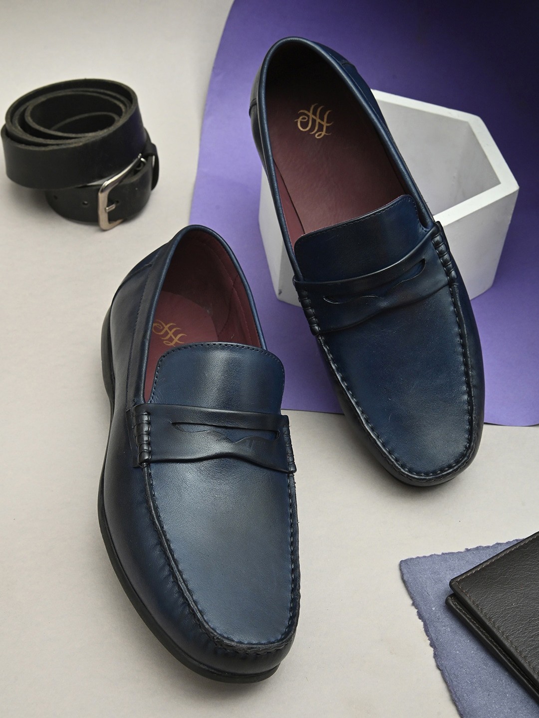 

House of Pataudi Men Lightweight Leather Loafers, Blue