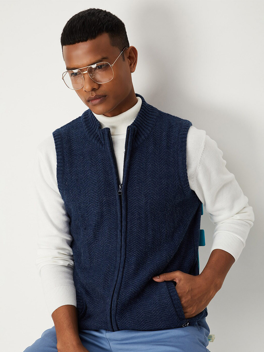 

max Men Sweater Acrylic Vest, Navy blue