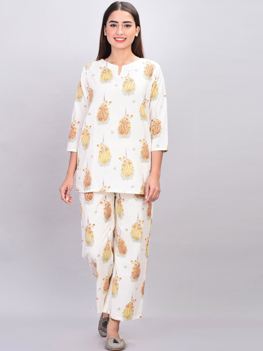 

Fabriko Women Printed Pure Cotton Night suit, Off white