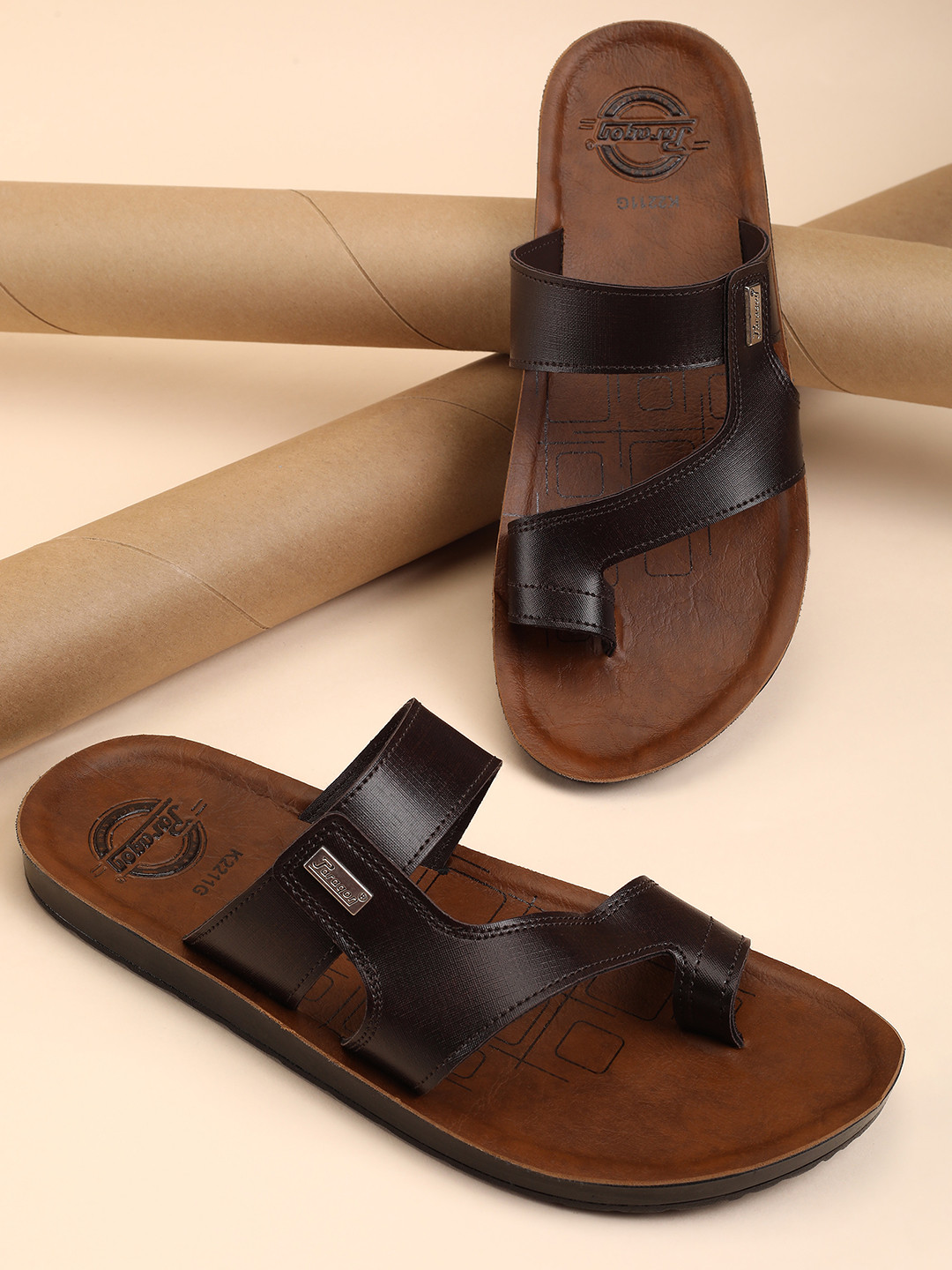 

Paragon Men Solid Comfort Sandals, Brown