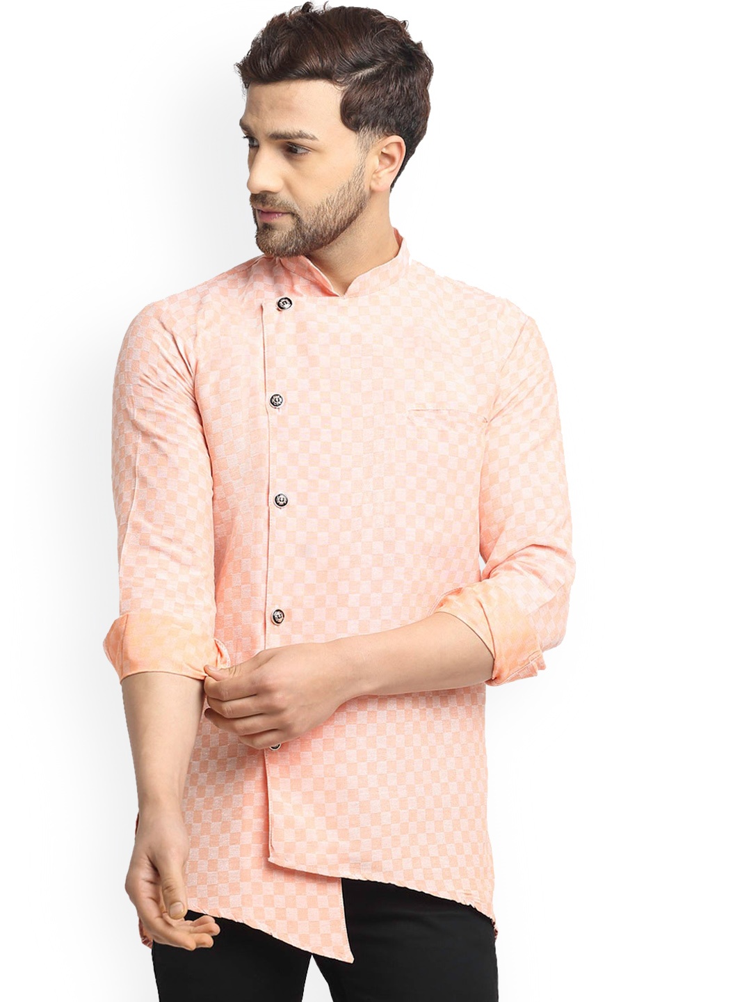 

Benstoke Men Geometric Checked Kurta, Peach