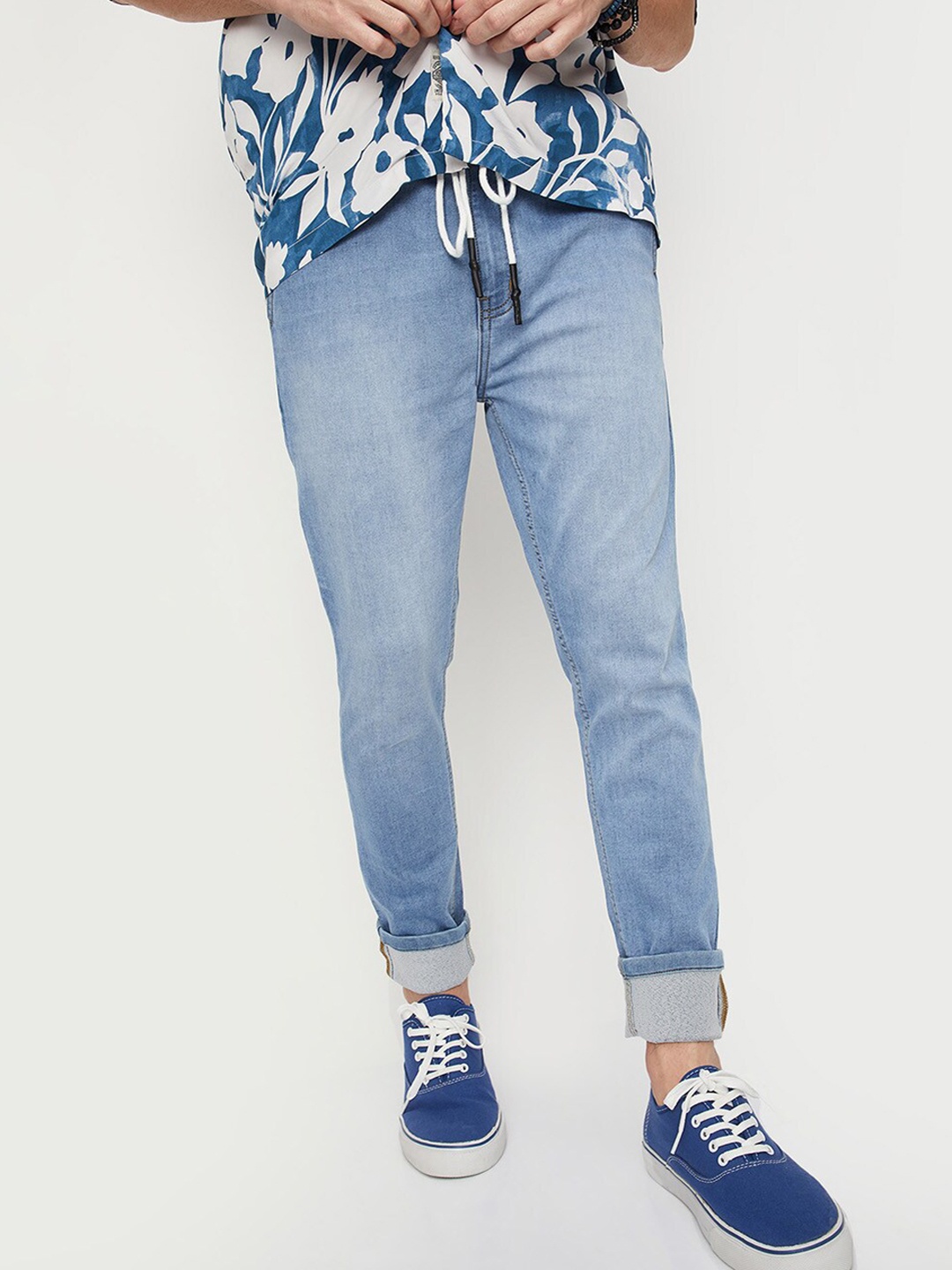 

max Men Regular Fit Heavy Fade Cotton Jeans, Blue