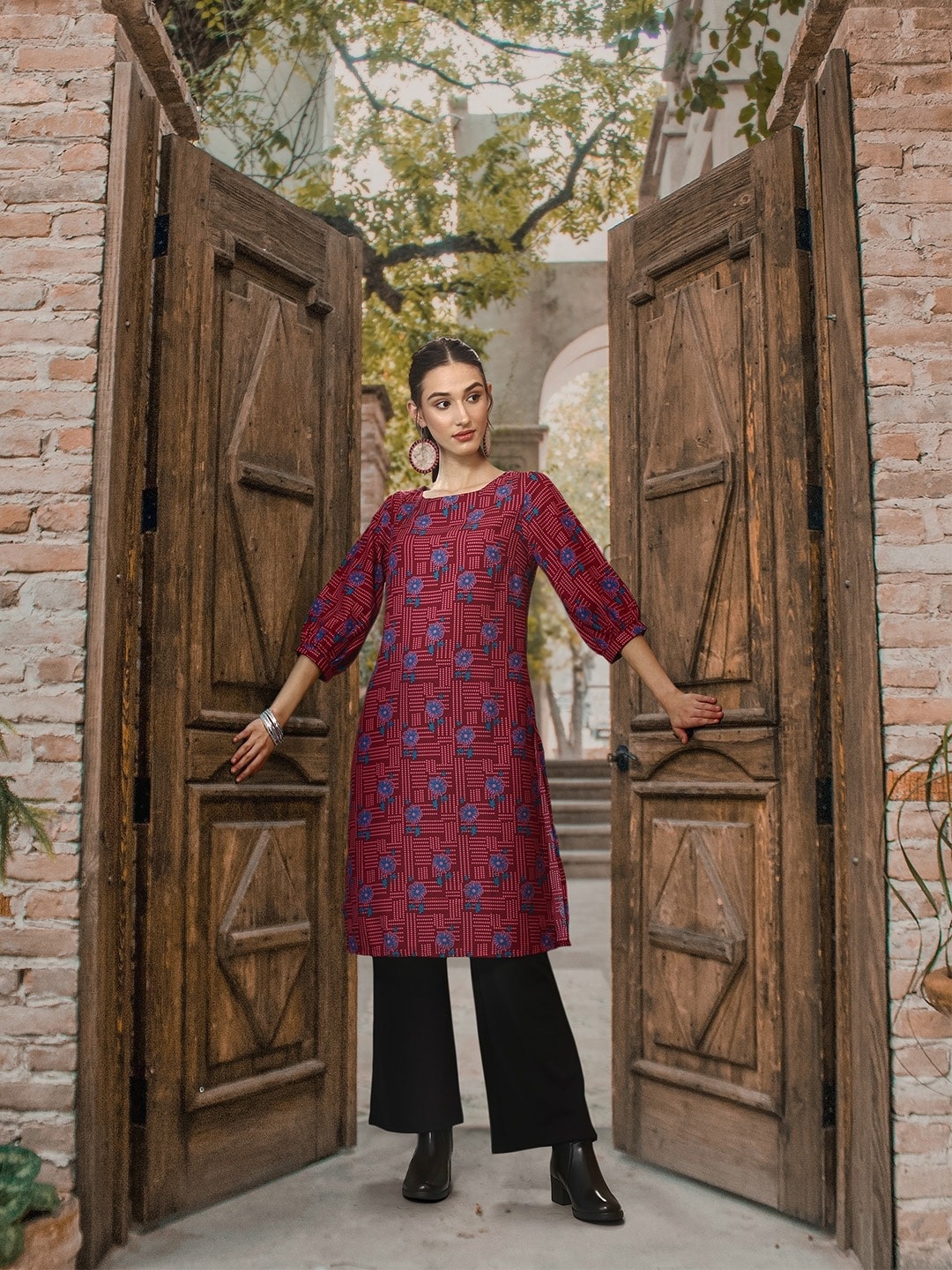 

Sangria Women Ethnic Motifs Printed Kurta, Maroon