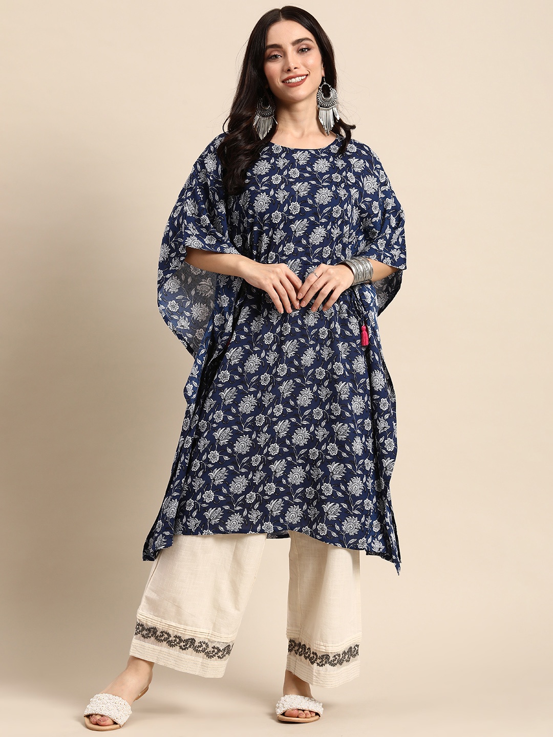

Sangria Women Floral Printed Extended Sleeves Floral Kaftan Kurta, Navy blue