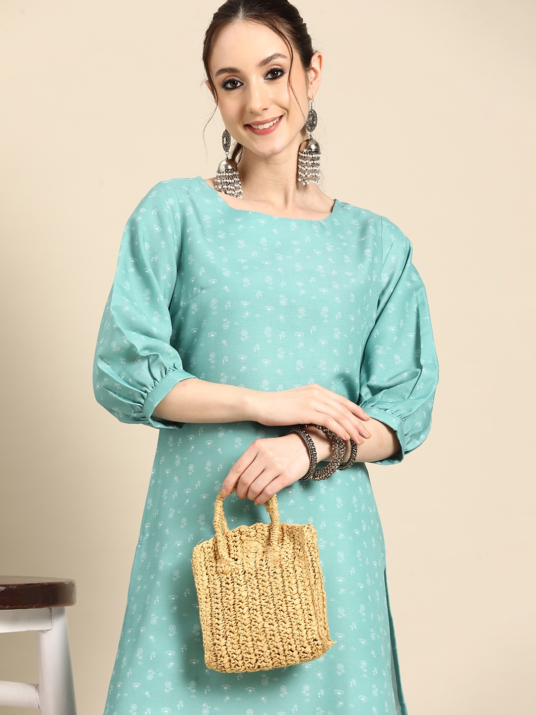 

Sangria Floral Printed Puff-Sleeves Straight Kurta, Sea green