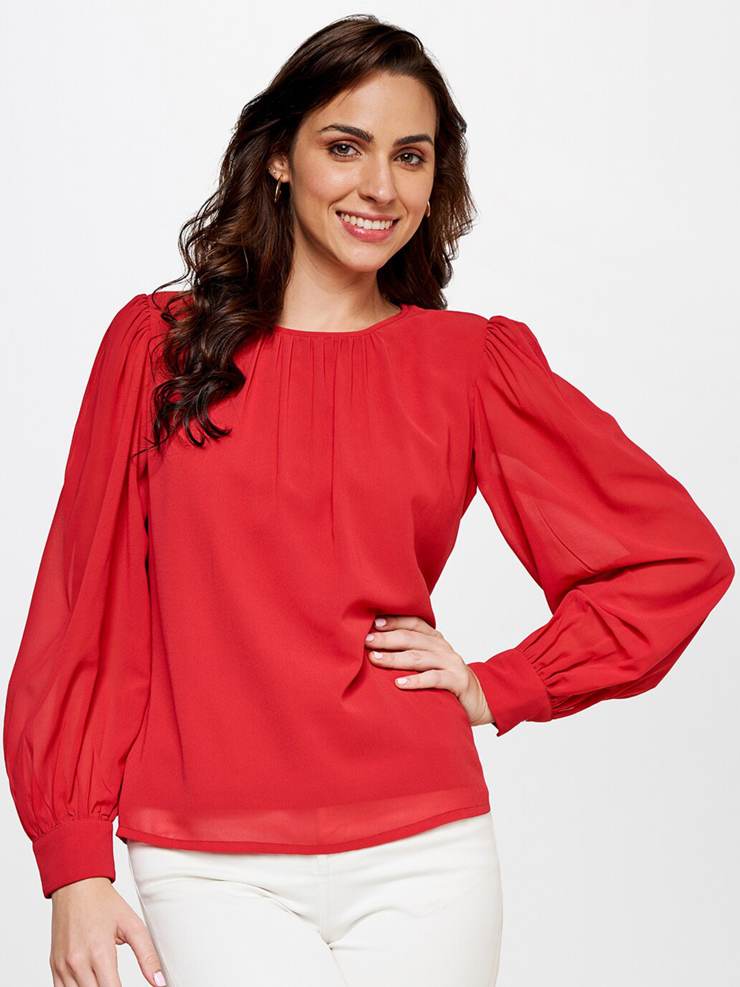 

AND Red Solid Round Neck Puff Sleeves Top