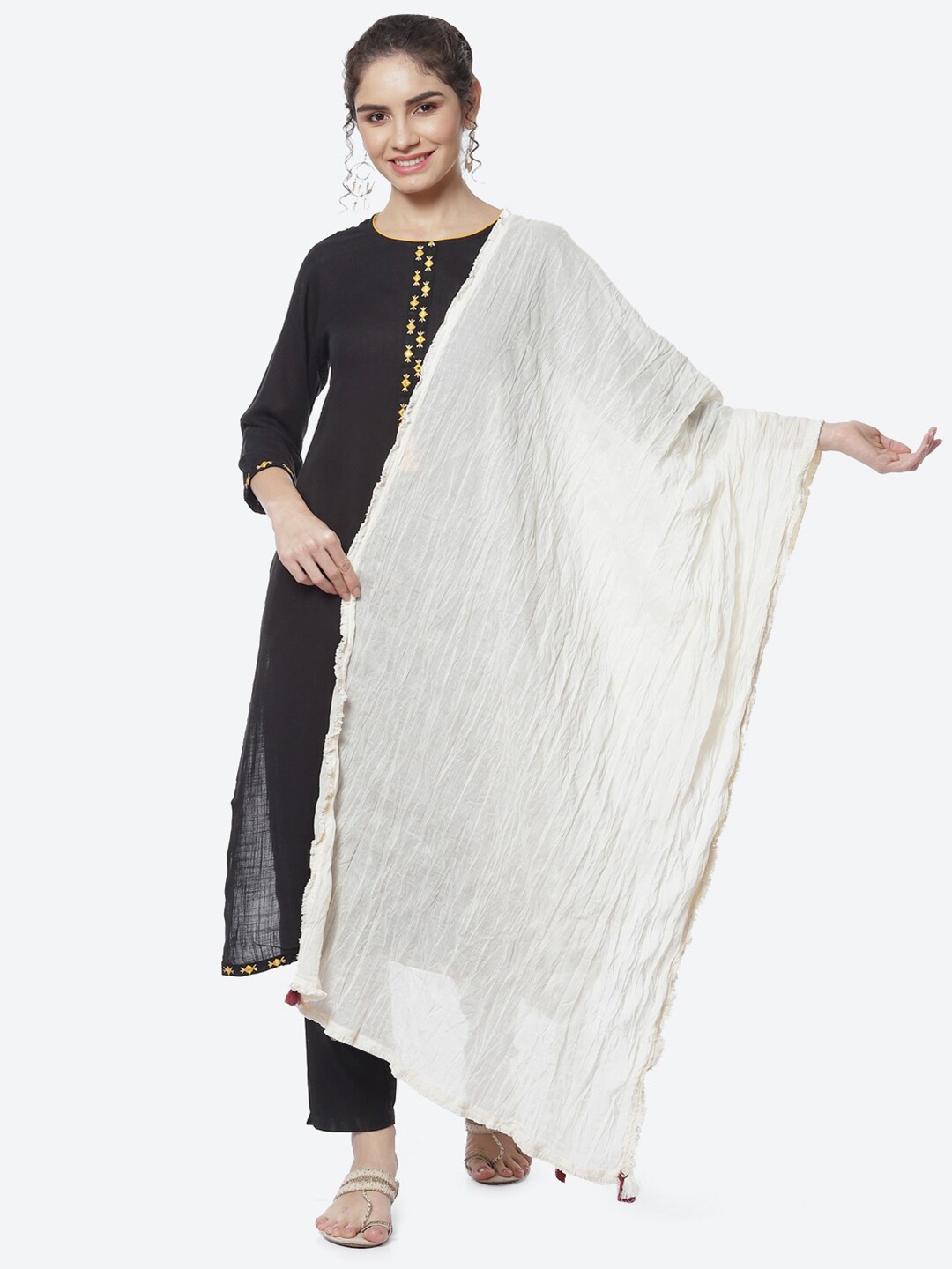 

Rangriti Cotton Tasselled Dupatta, Cream