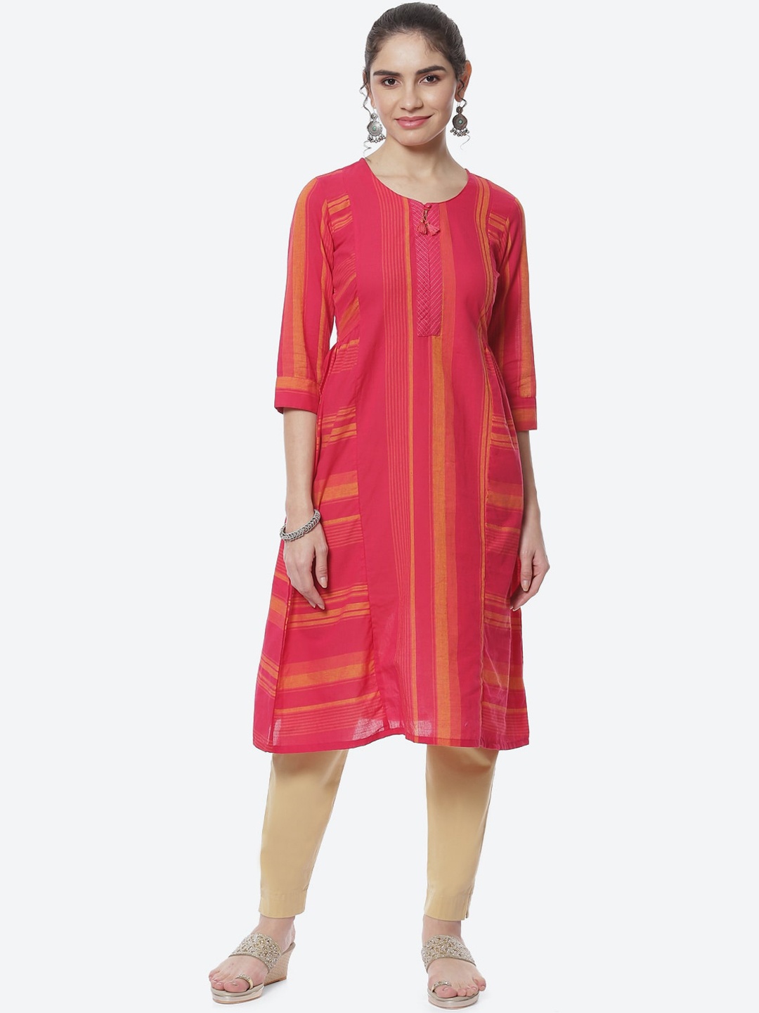 

Rangriti Women Striped Kurta, Fuchsia