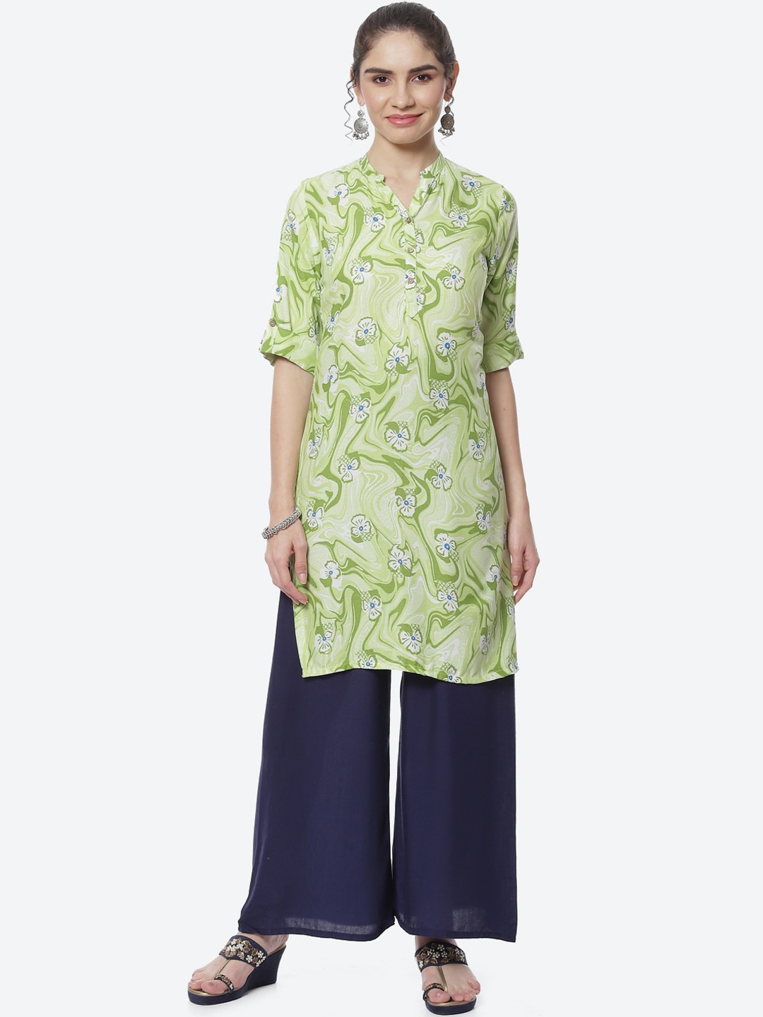 

Rangriti Women Floral Printed Kurta, Lime green