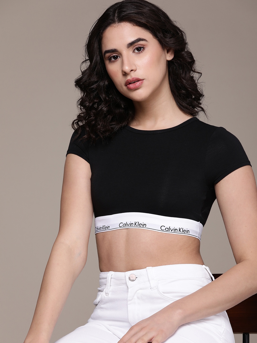 

Calvin Klein Underwear Round Neck Short Sleeves Bralette Crop Top, Black