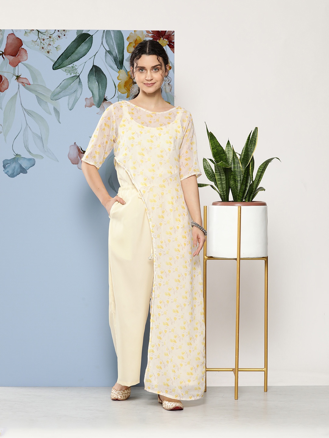 

Ahalyaa Printed Waist Tie-Ups Basic Jumpsuit, Cream
