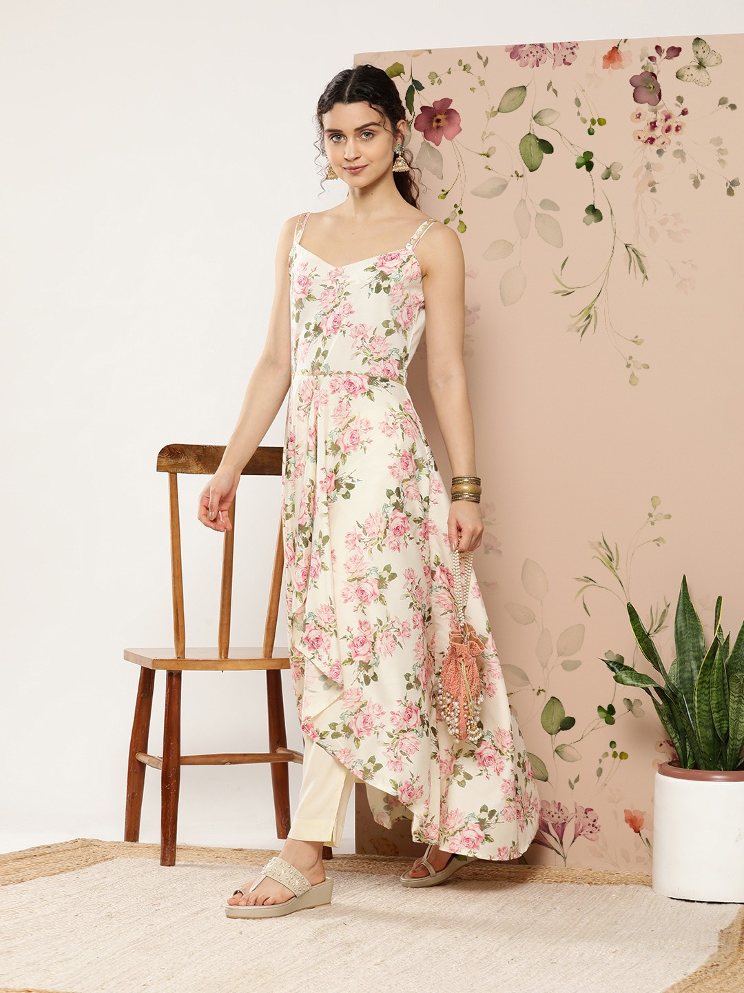 

Ahalyaa Women Floral Printed Empire Gotta Patti Kurta With Trousers, Cream