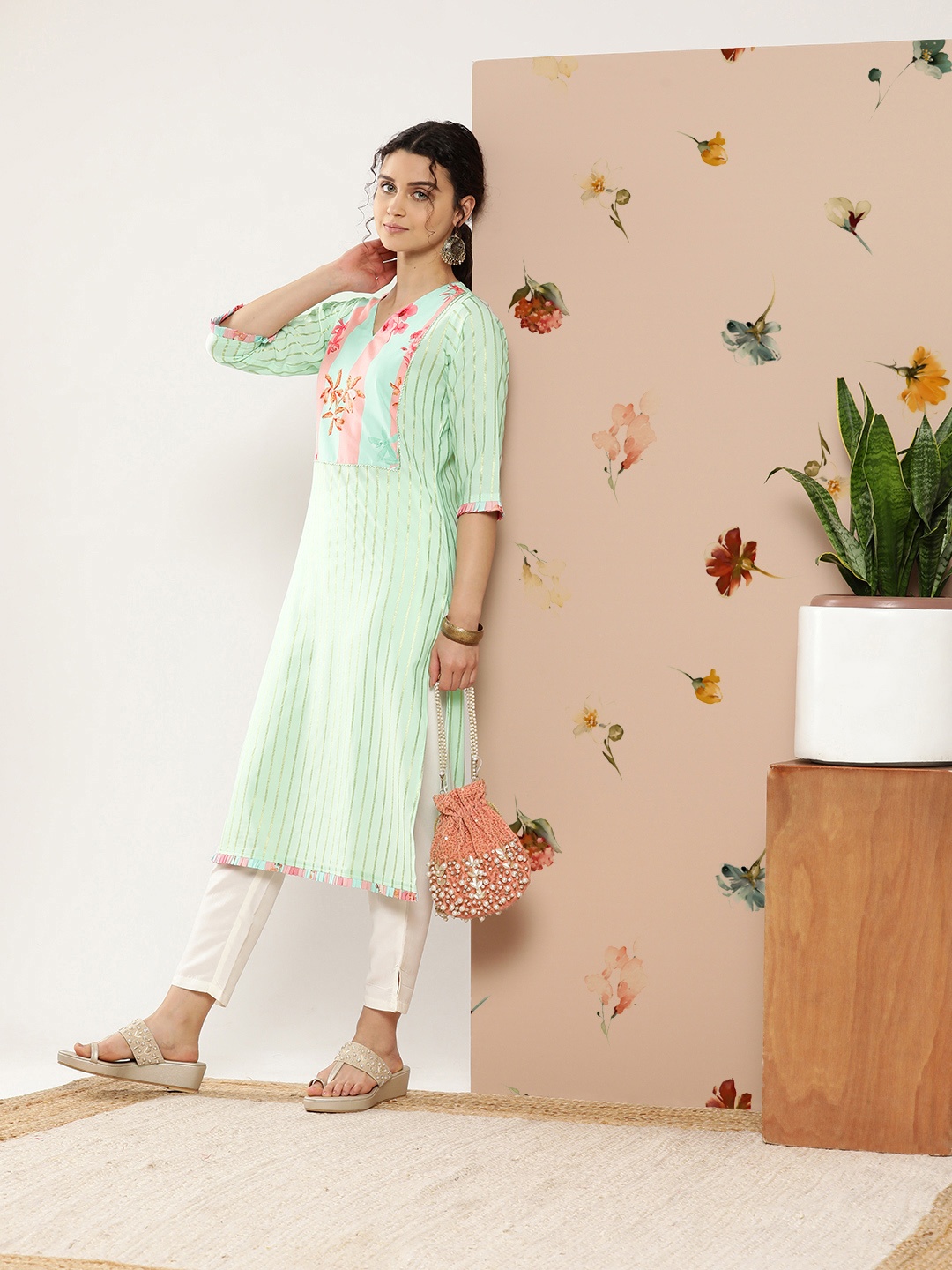 

Ahalyaa Women Sea Green & Pink Striped Gotta Patti Floral Crepe Kurta