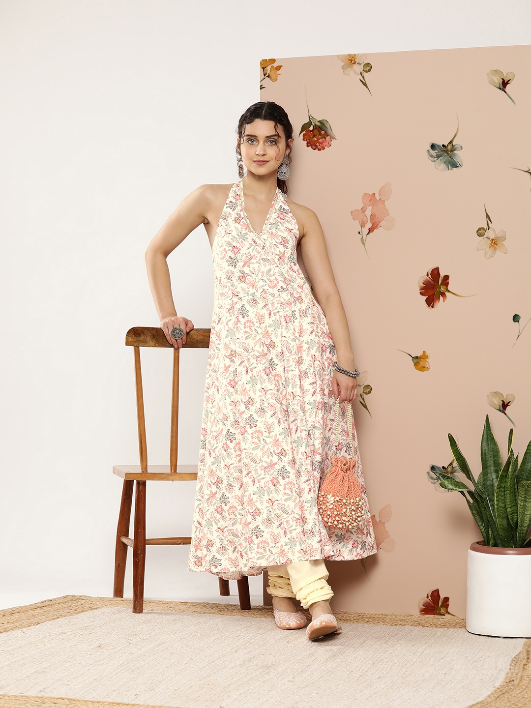 

Ahalyaa Women Pink Floral Printed Empire Gotta Patti Kurta with Churidar, Off white