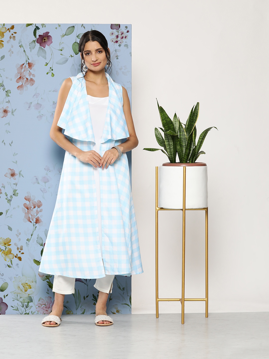 

Ahalyaa Women Blue & White Checked Kurta