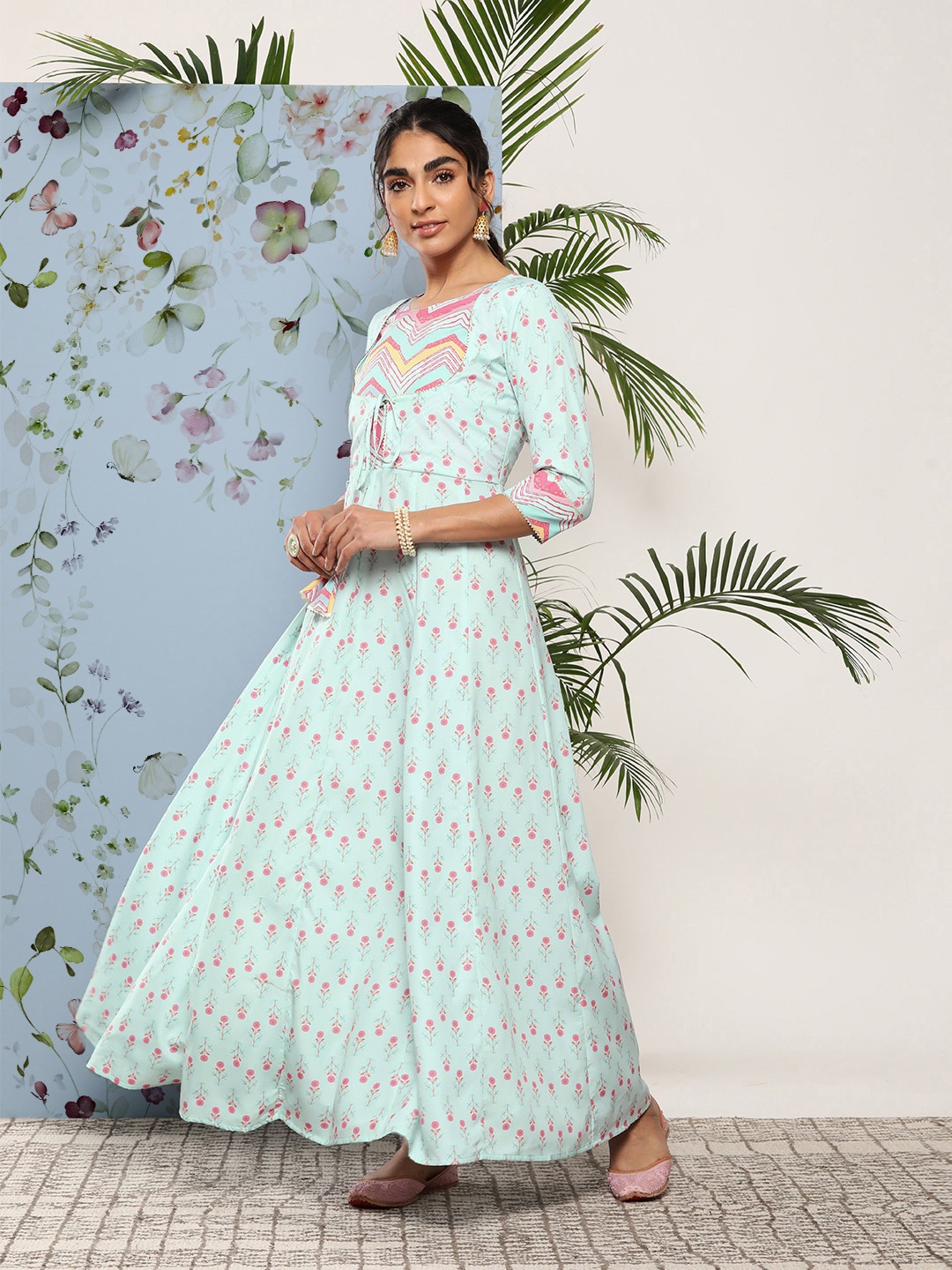 

Ahalyaa Women Printed Tie-Ups Maxi Ethnic Dress, Sea green