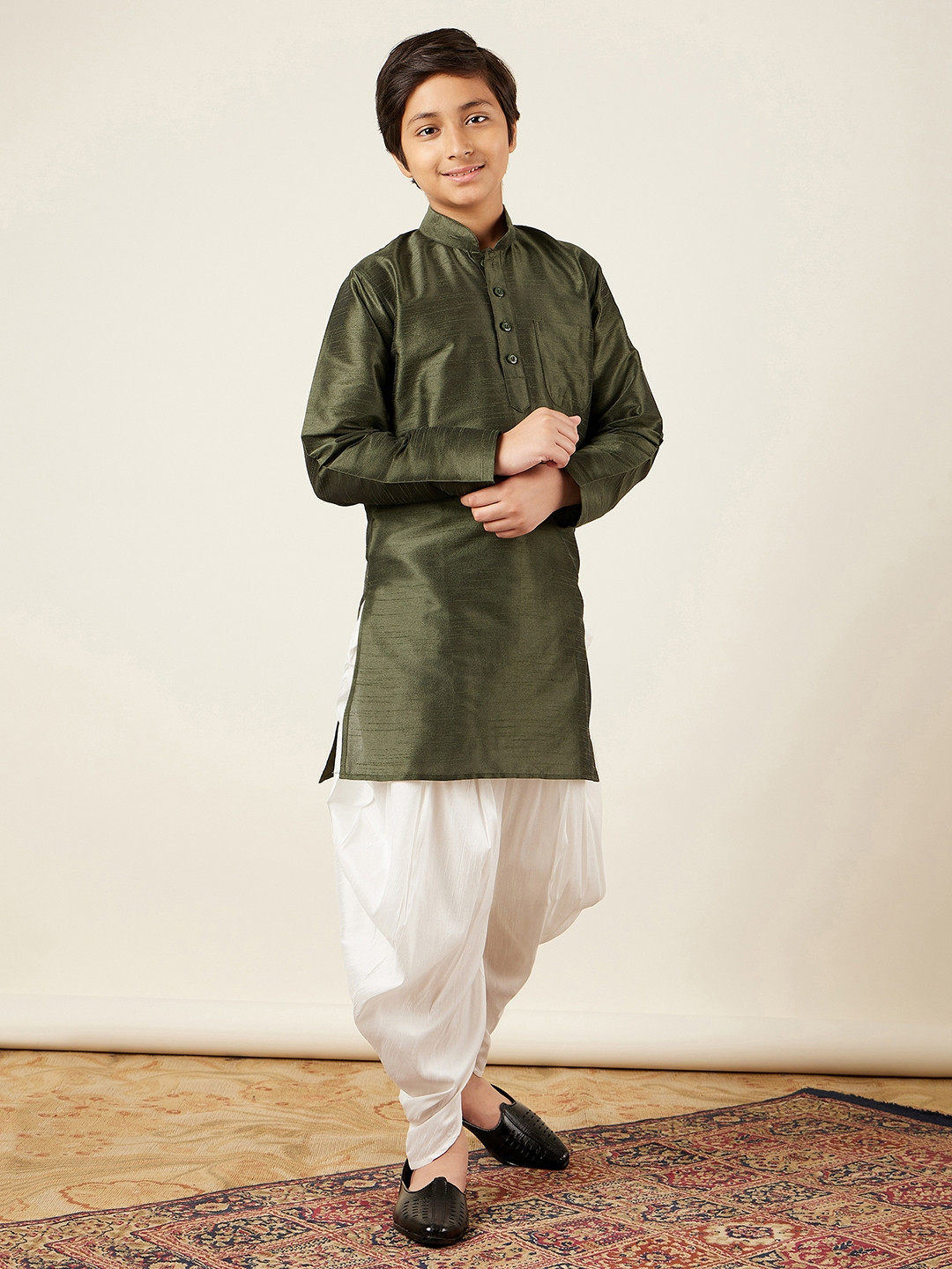 

Aj DEZInES Boys Kurta with Dhoti Pants, Green