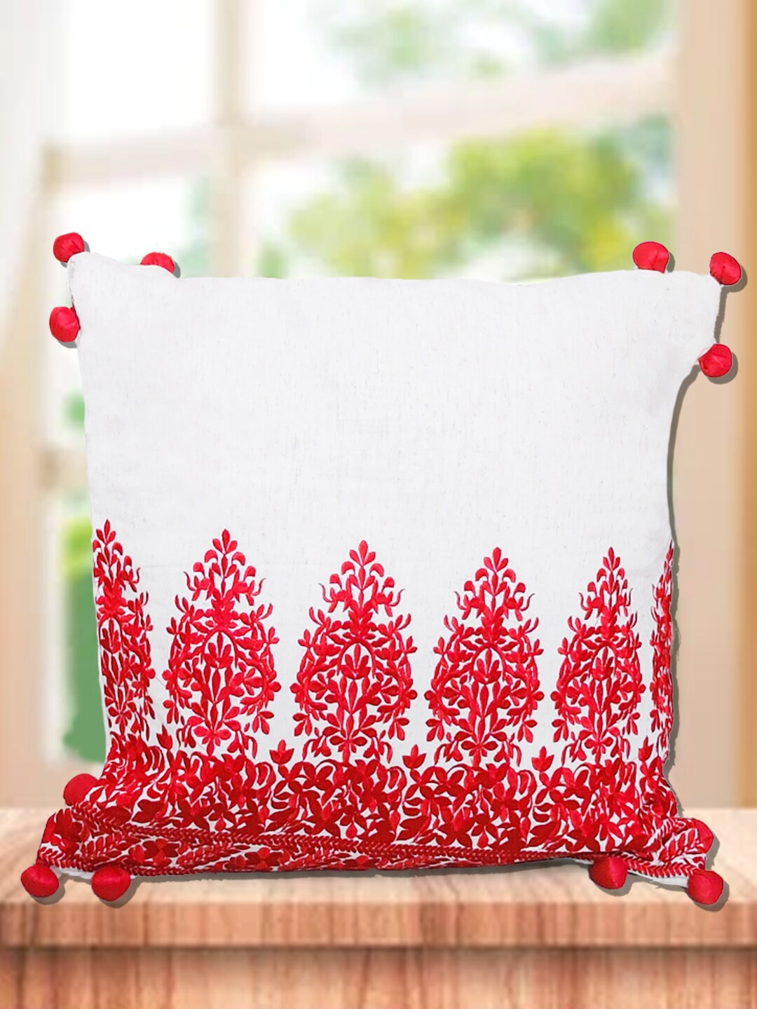 

SHADES of LIFE White & Red Set of 2 Floral Square Cushion Covers