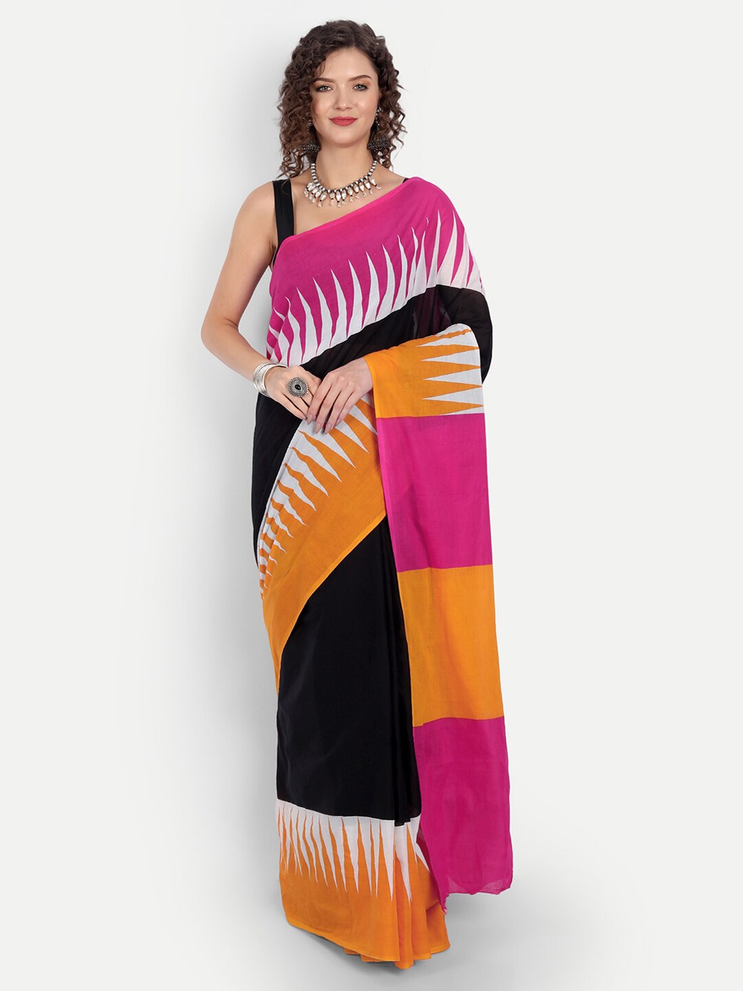 

BUTA BUTI Colourblocked Pure Cotton Saree, Black