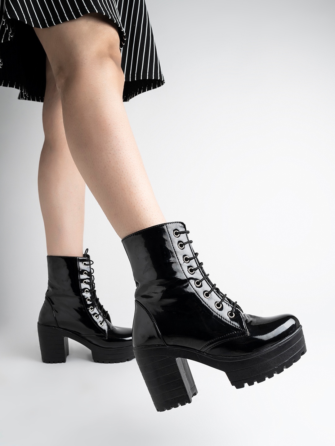 

Shoetopia Women Block Heeled Chunky Boots, Black