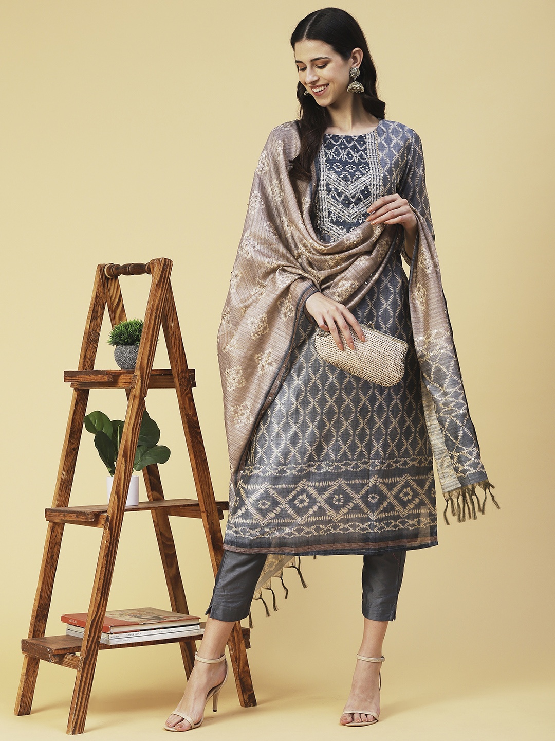 

FASHOR Ethnic Motifs Printed Sequinned Kurta with Trousers & With Dupatta, Grey
