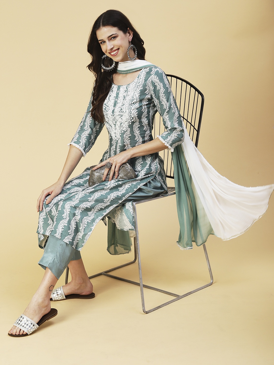 

FASHOR Women Ethnic Motifs Printed Thread Work Kurta Wth Trousers & Dupatta, Sea green