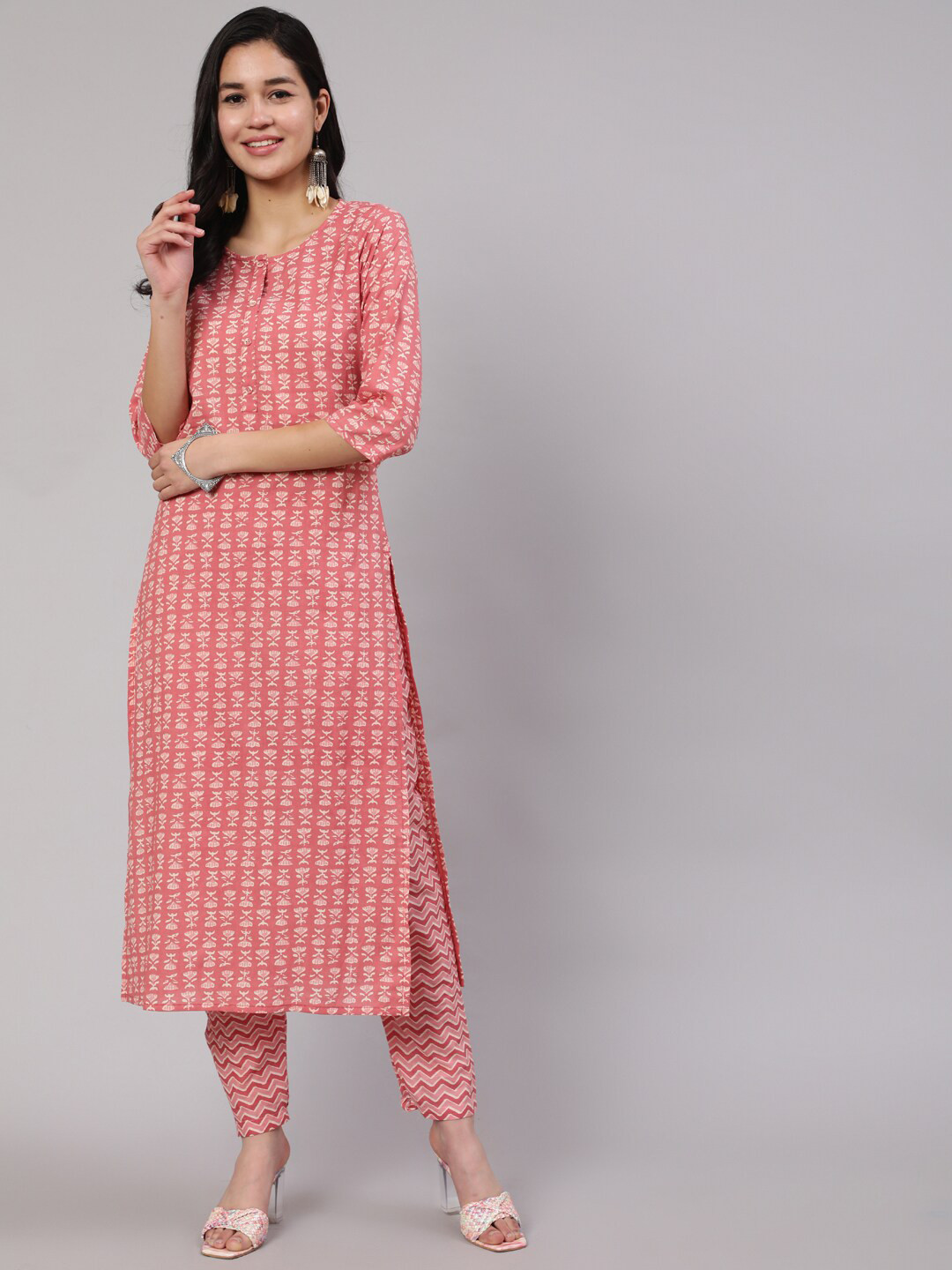 

Nayo Women Printed Pure Cotton Kurta with Trousers, Pink