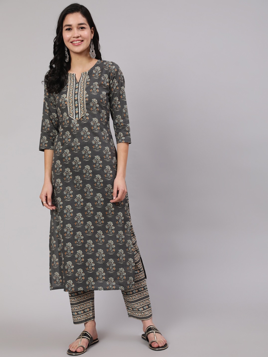 

Nayo Women Ethnic Motifs Printed Pure Cotton Kurta with Trousers, Grey