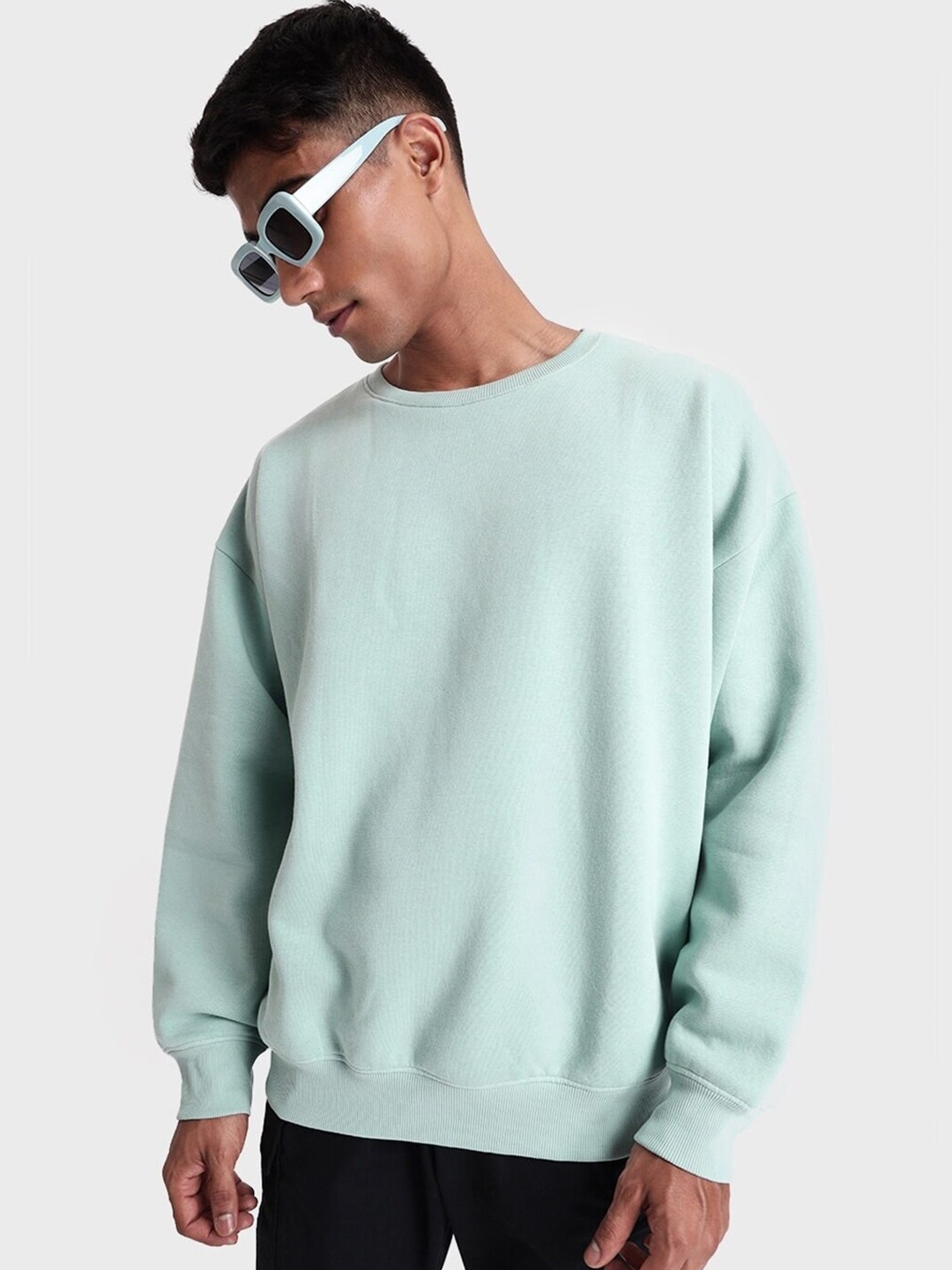 

Bewakoof Heavy Duty 1.0 Men Oversized Sweatshirt, Green