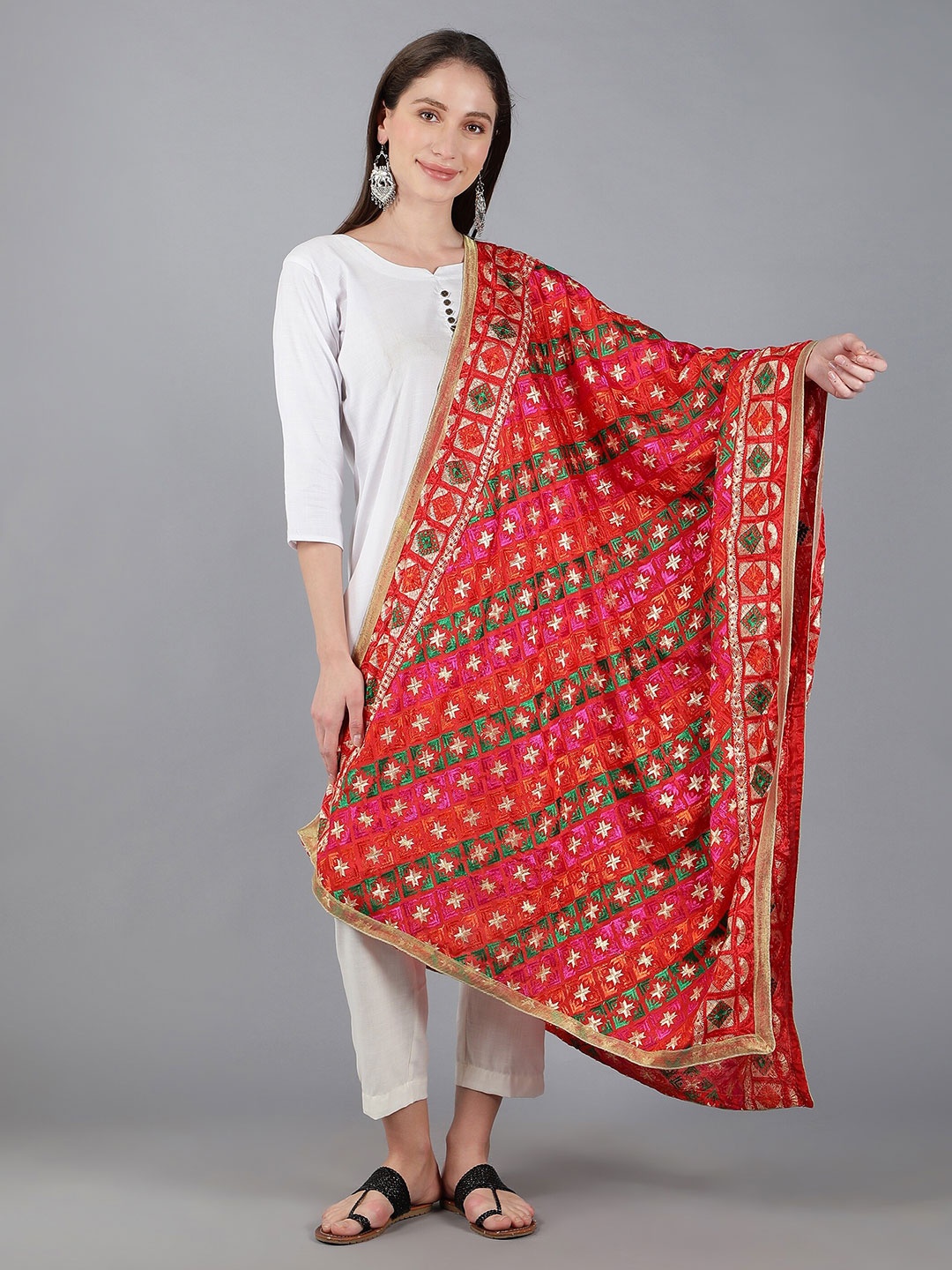 

Zamour Embroidered Phulkari Dupatta, Red