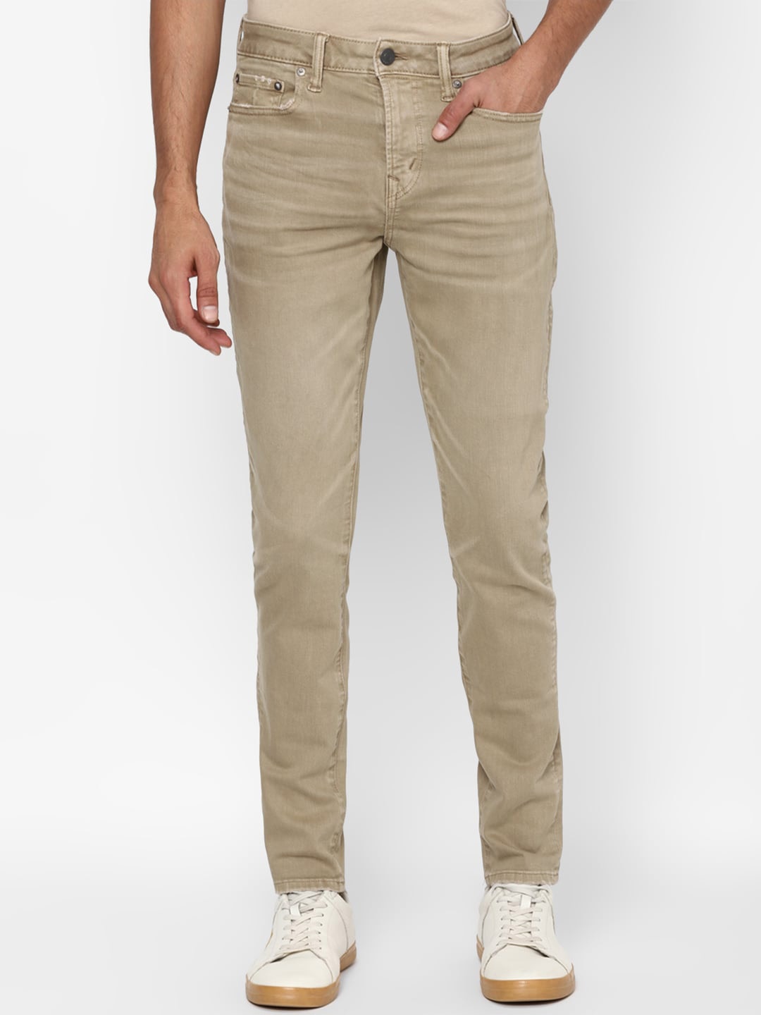 

AMERICAN EAGLE OUTFITTERS Men Solid Slim Fit Light Fade Jeans, Khaki