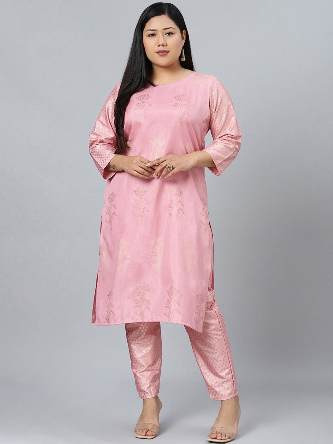 

curveZI by Ziyaa Floral Printed Kurta with Trousers, Pink