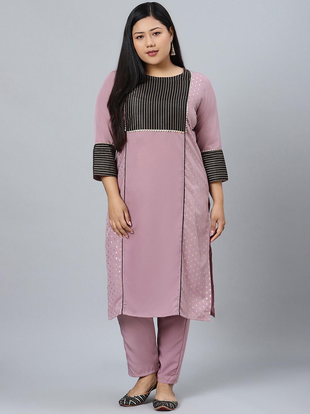 

curveZI by Ziyaa Ethnic Motifs Printed Panelled Gotta Patti Kurta with Trousers, Lavender