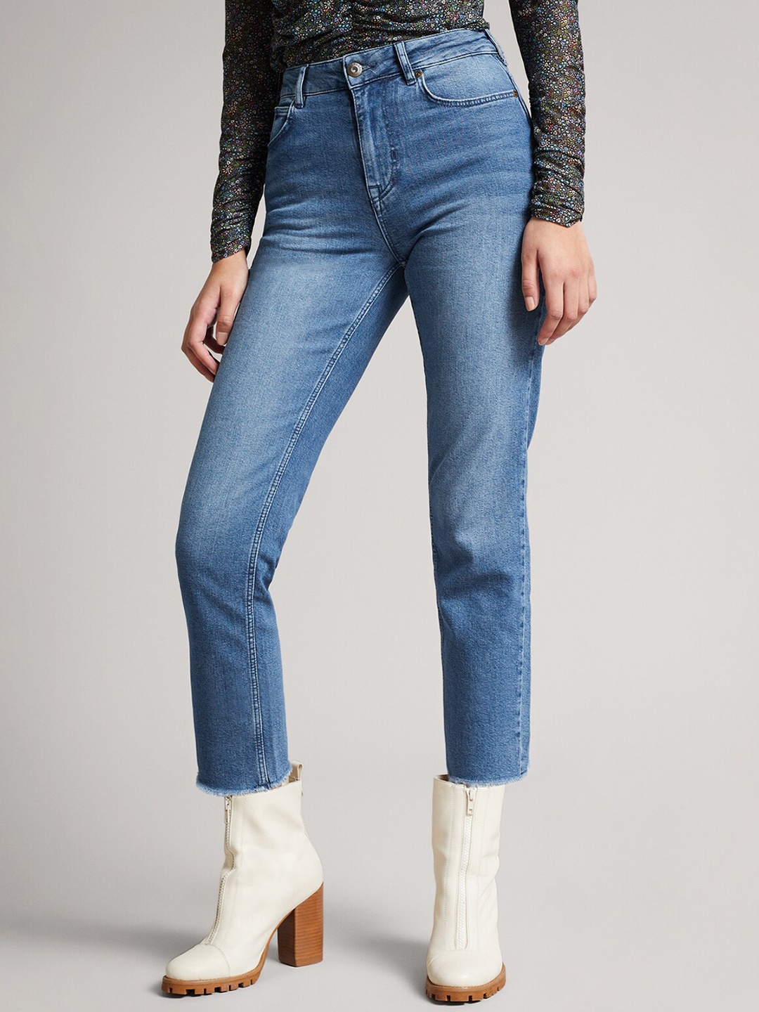 

Ted Baker Women Cotton Light Fade Jeans, Blue
