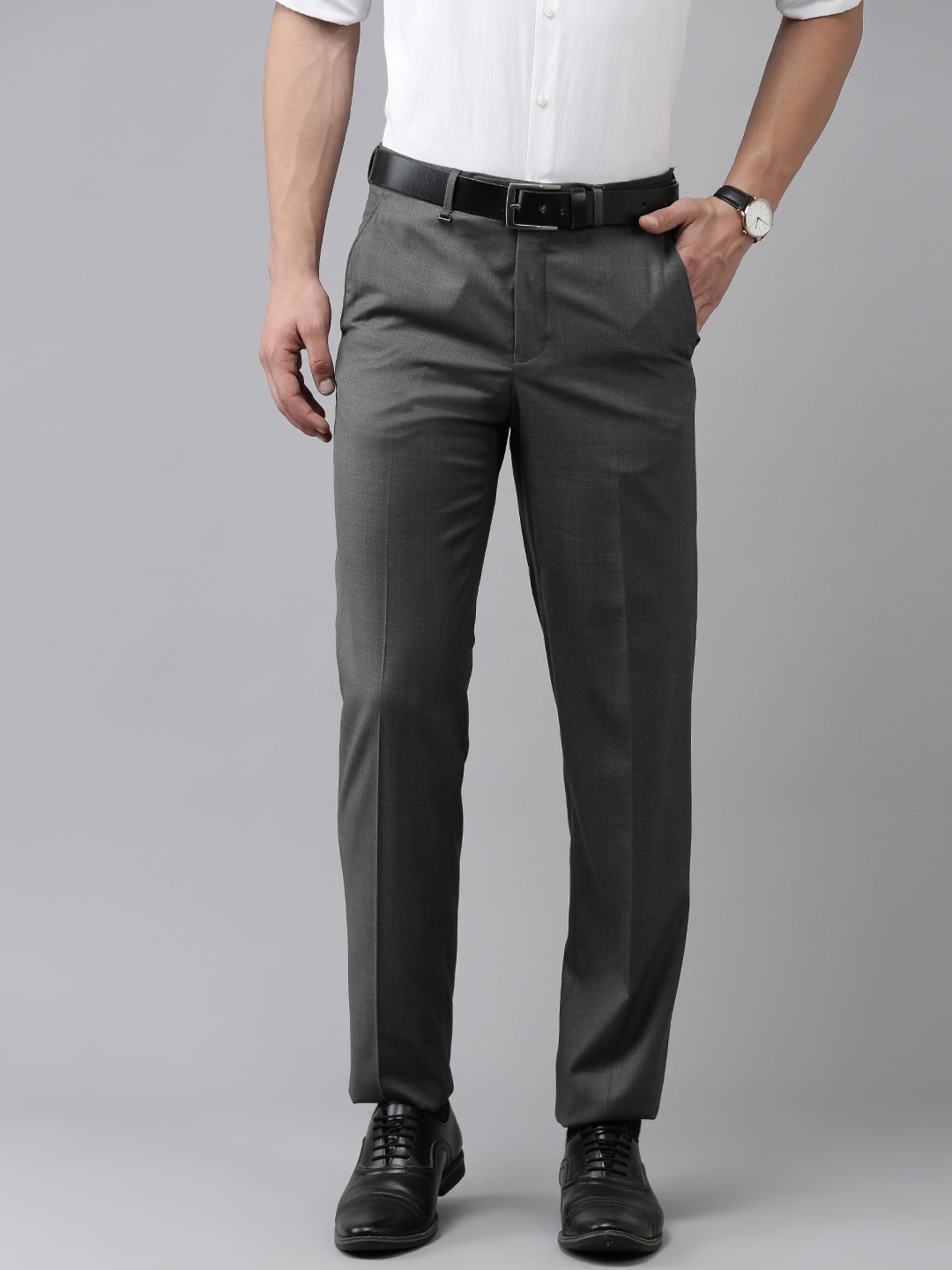 

Van Heusen Men Custom Fit Formal Trousers, Grey