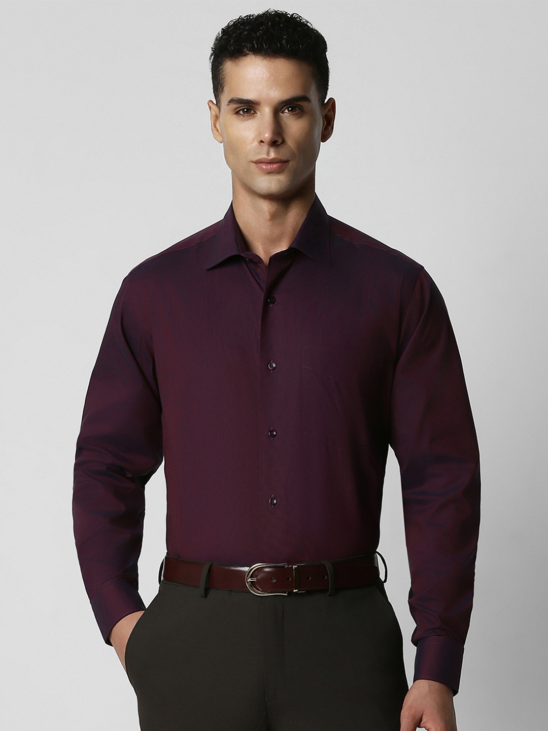 

Van Heusen Self Design Custom Fit Pure Cotton Formal Shirt, Burgundy