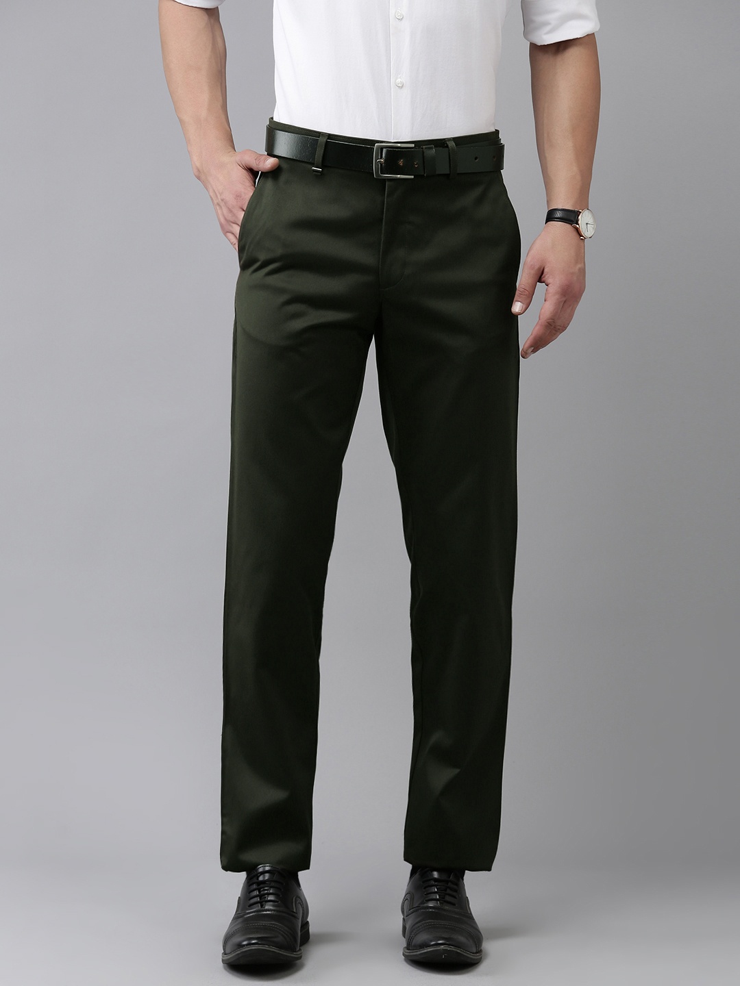 

Van Heusen Men Solid Custom Regular Fit Mid-Rise Plain Woven Flat-Front Formal Trousers, Olive