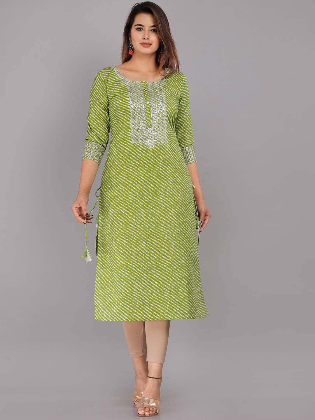 

KALINI Leheriya Round Neck Pure Cotton Kurta, Green