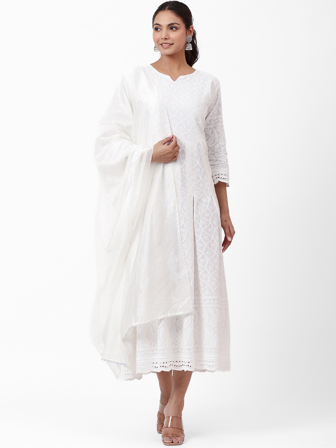 

PK Fashions Women Ethnic Motifs Embroidered Flared Sleeves Thread Work Anarkali Kurta, White