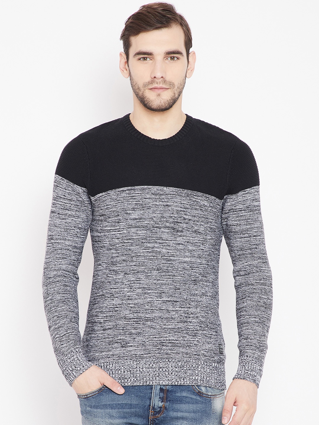 

SPYKAR Men Grey Colourblocked Round Neck T-shirt