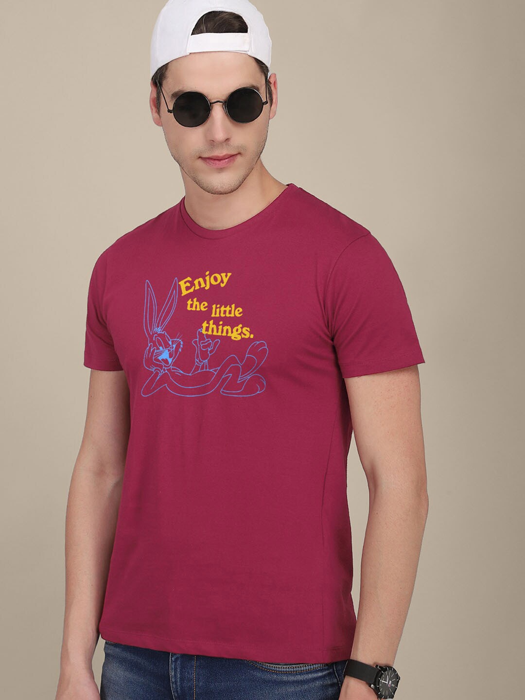 

Free Authority Men Typography Looney Tunes Printed Cotton T-shirt, Red