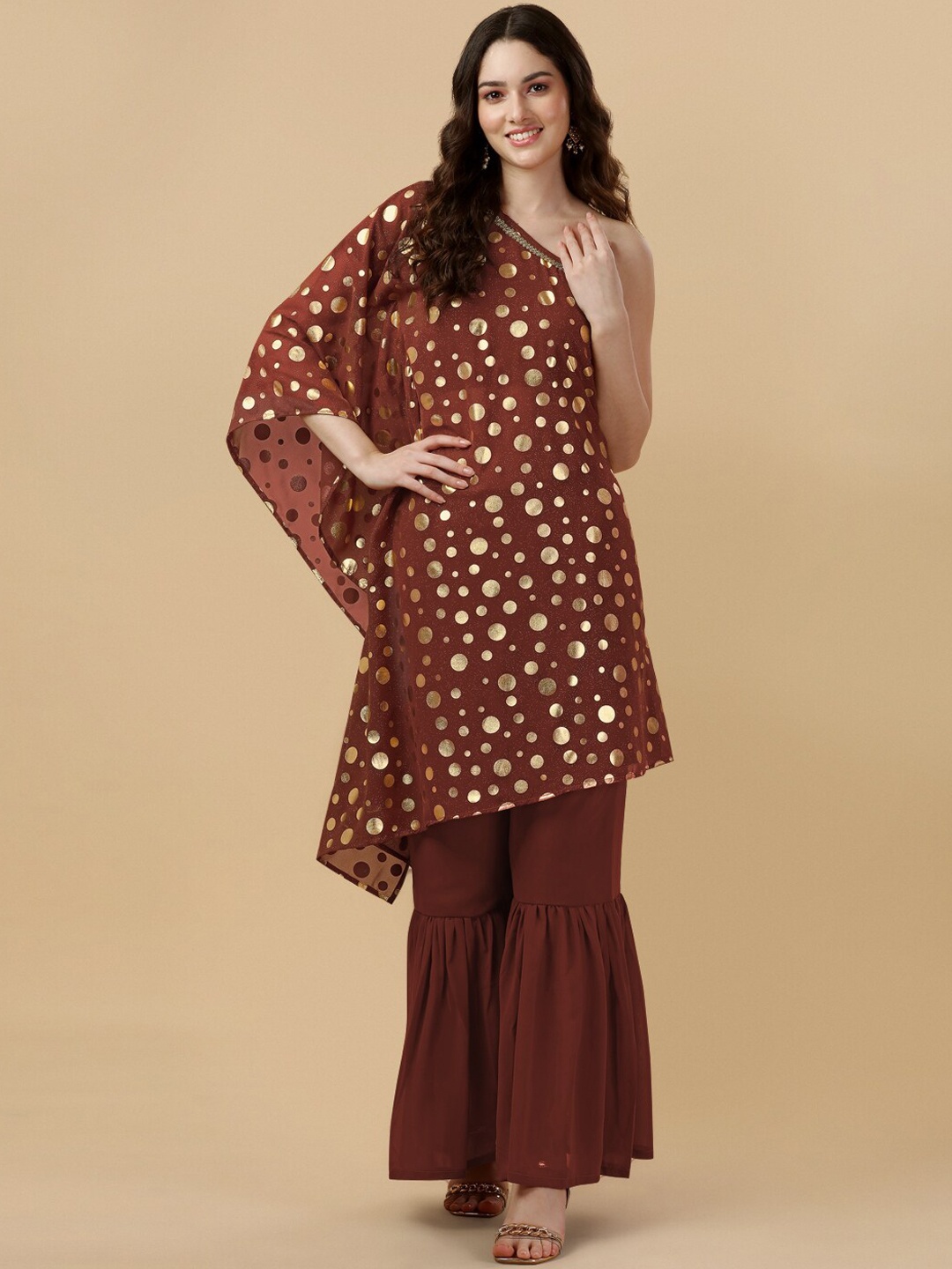 

GUFRINA Women Printed Kurta with Sharara, Maroon